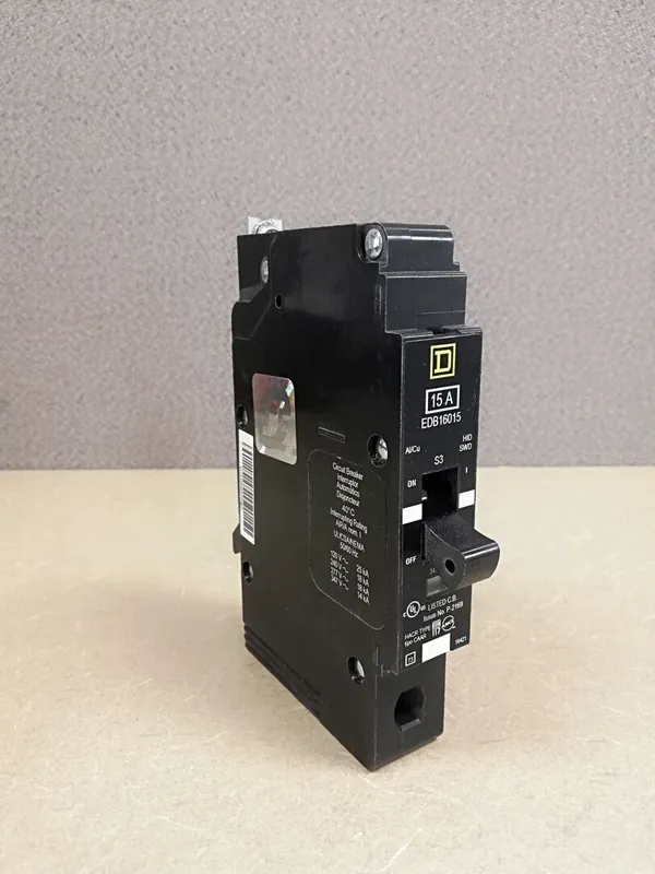 15 Amp, 1 Pole, 347 Volts Circuit Breaker EDB16015