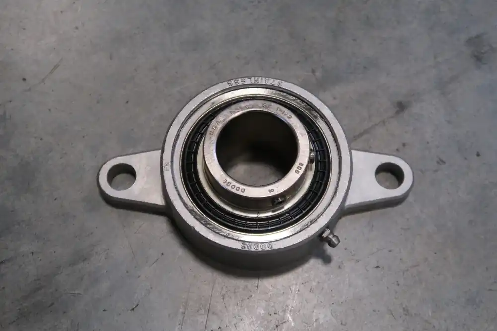 1-1/2" Flange-Mount Ball Bearing Unit F2B-SCEZ-108-SHCR