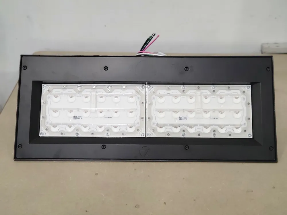Architectural Wall Sconce WDGE4 LED P1 30K 80CRI RFT MVOLT SRM DMG