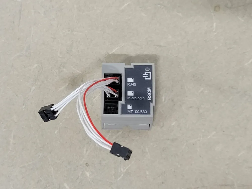 24 VDC Breaker Status Control Module LV434205