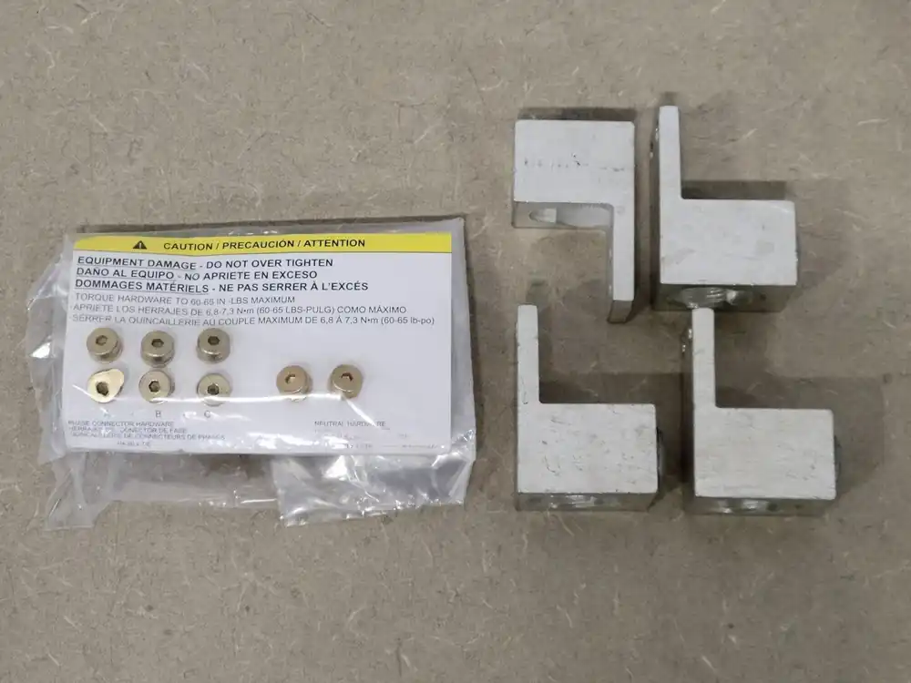 NQ Panelboard 400A Cu Lug Kit NQCUM4