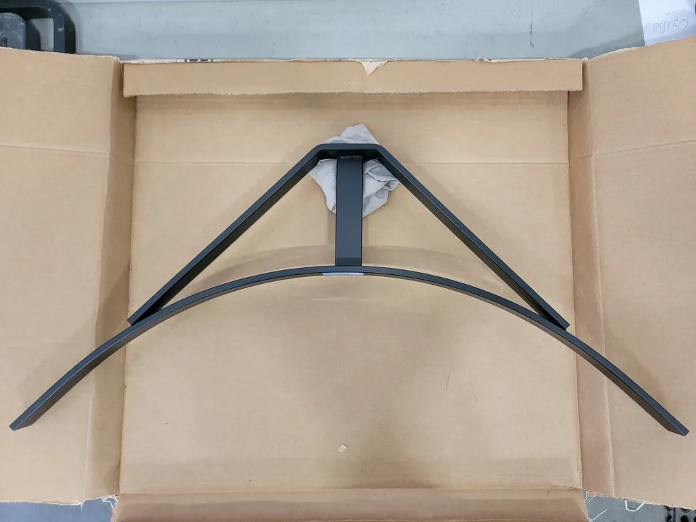 24" Corner Bracket Black 11959-724, CM 610-CB-24