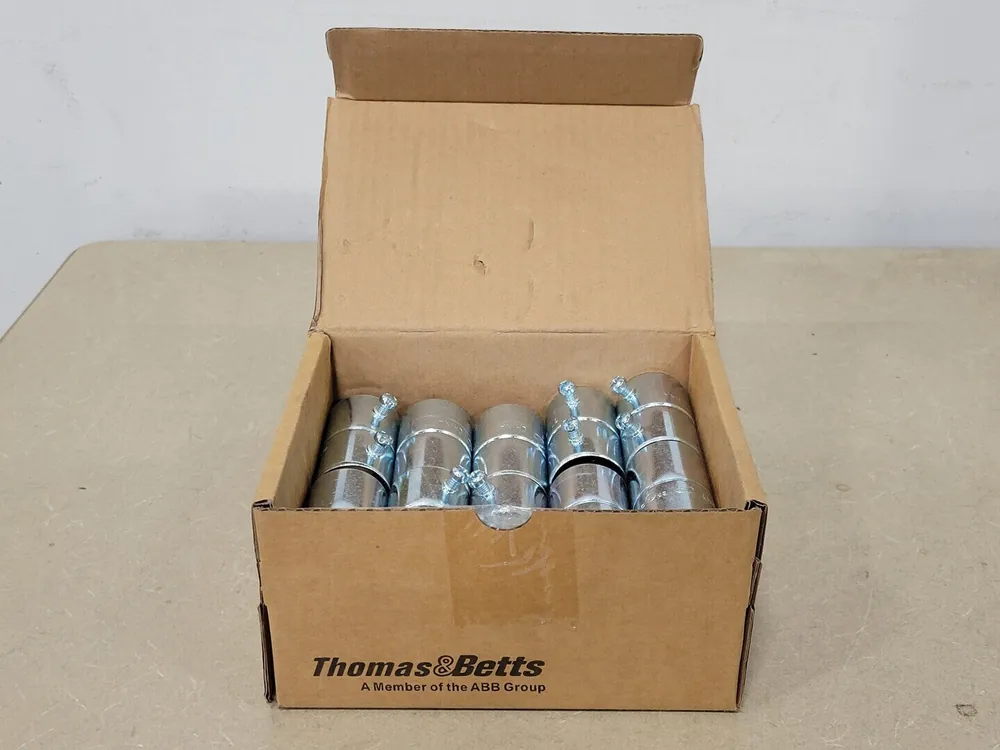 1" EMT Set-Screw Coupling CI5508 (Box of 20)