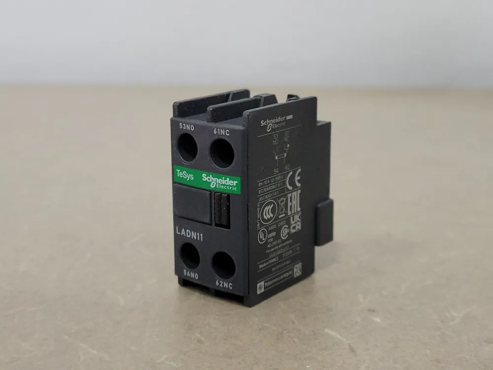 Auxillary Contact Block LADN11-B (Lot of 4)