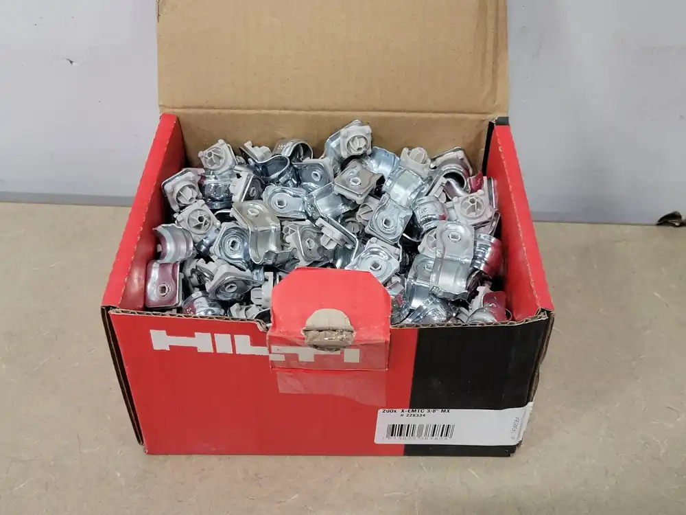3/8" X-EMTC MX Metal Cable Holder 228334 (Box of 200)