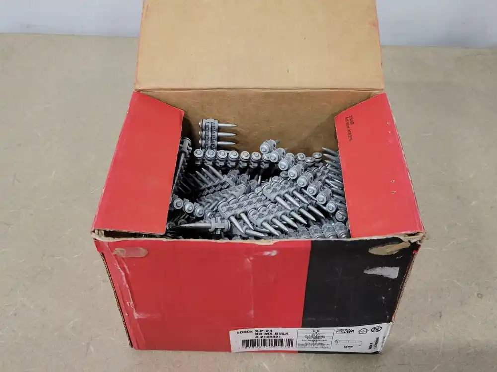 X-P B3 MX Concrete Nails 2156391 (Box of 700)