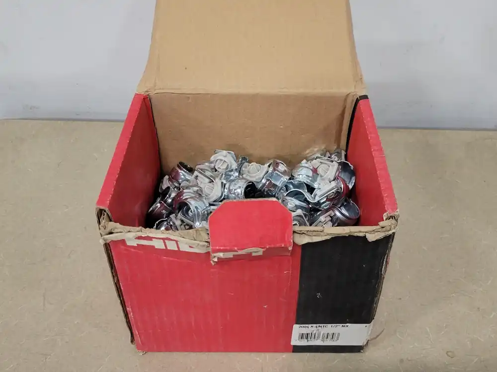 1/2" X-EMTC MX Metal Cable Holder 228335 (Box of 185)
