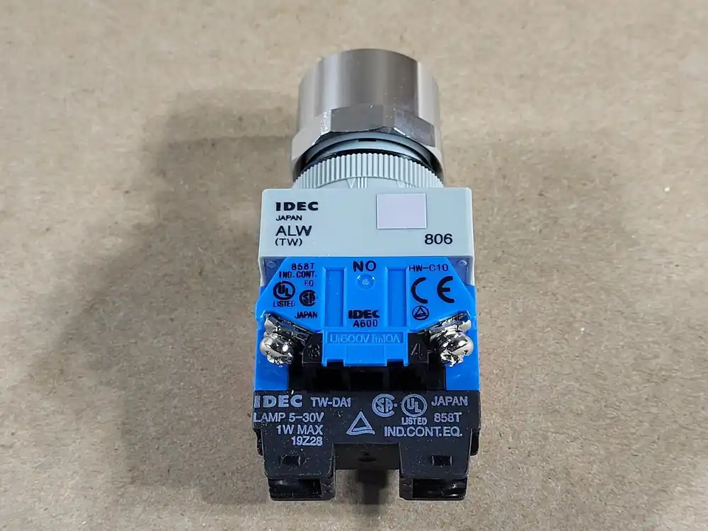 Illuminated Pushbutton Switch ALFW29911D-G-24V