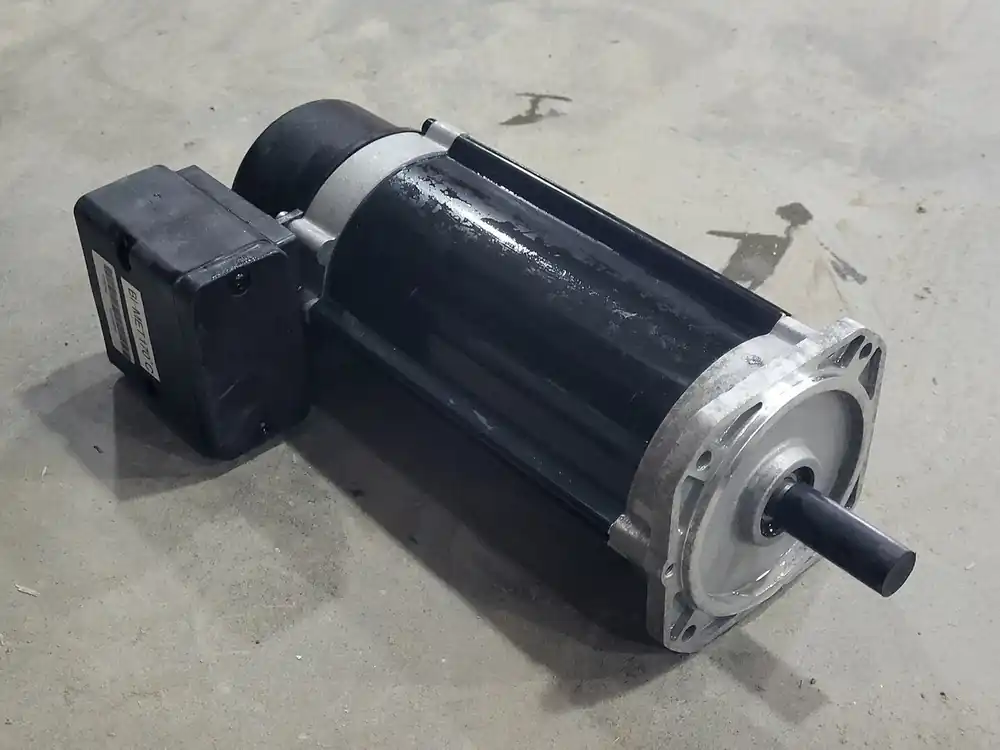 400VAC 2.1A 0.65kW 3Ph Servo Motor MF06LA100-131F81001E