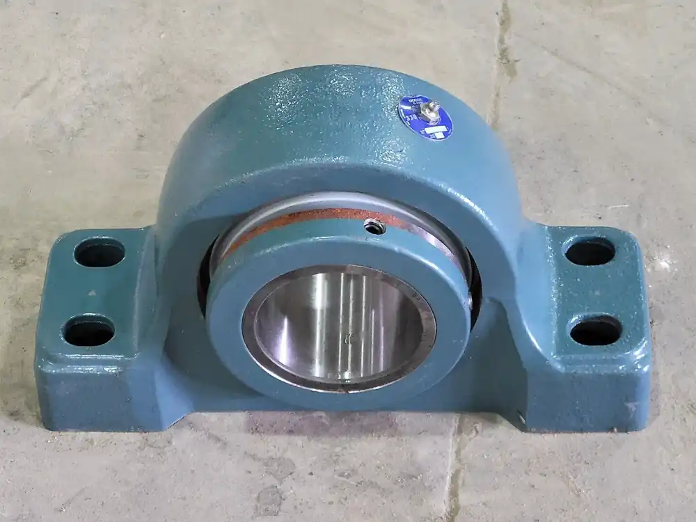 Pillow Block Roller Bearing Unit 3-7/16" Bore, EP4B-S2-307R