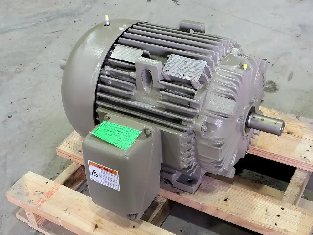 40hp, 575V, 3670rpm, 3Ph, 324TS Electric Motor 5KS324SAA114D3, 19829