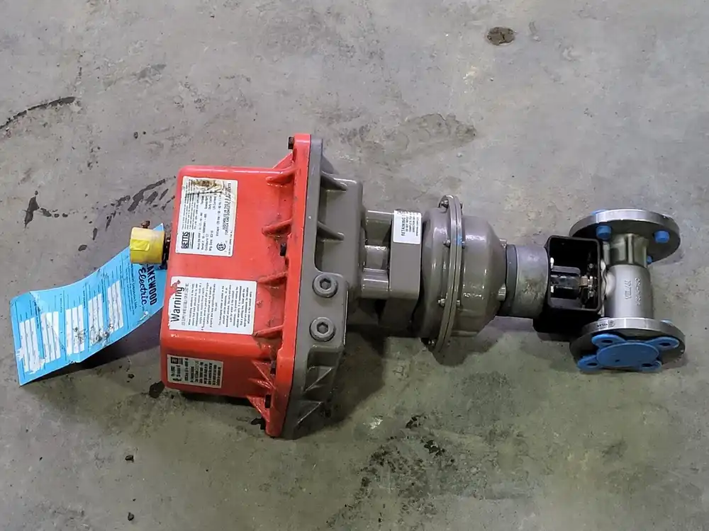 Electric Valve Actuator EM SR5F-10-C7-02-360 w/ 1-3/4" Valve