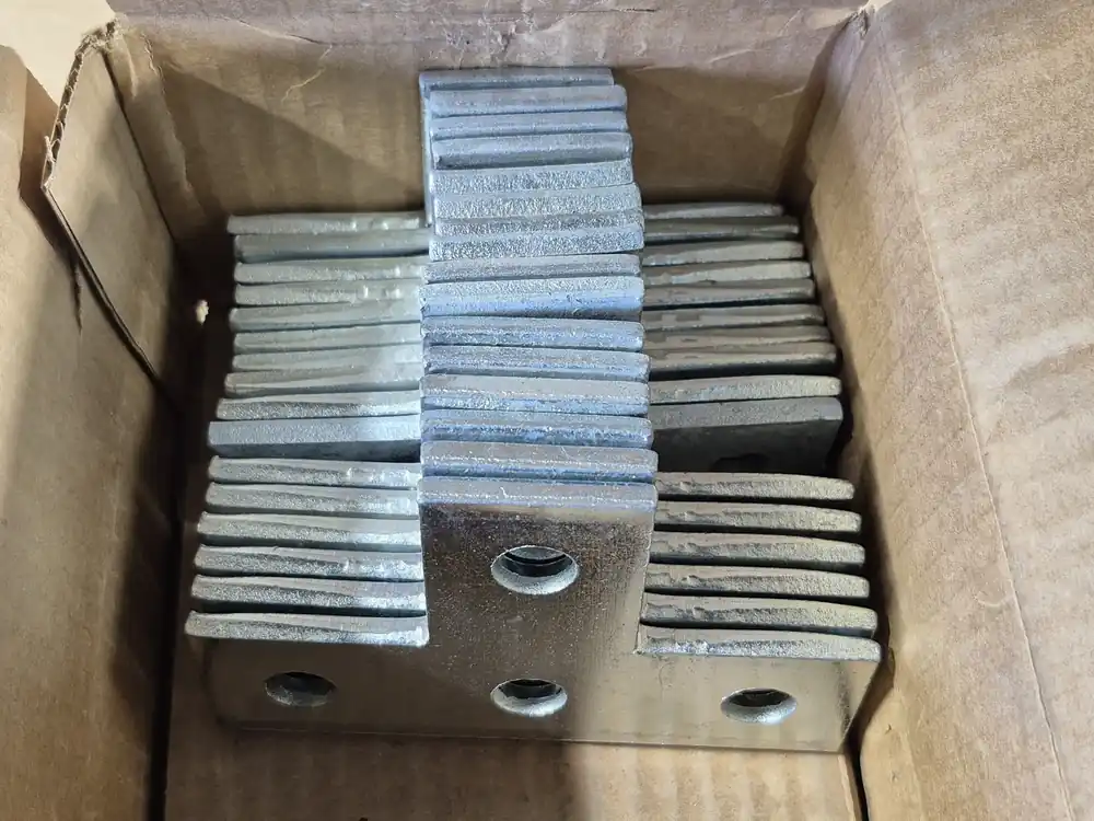 T-Plate Fitting Steel Flat AB220 EG (Box of 16)