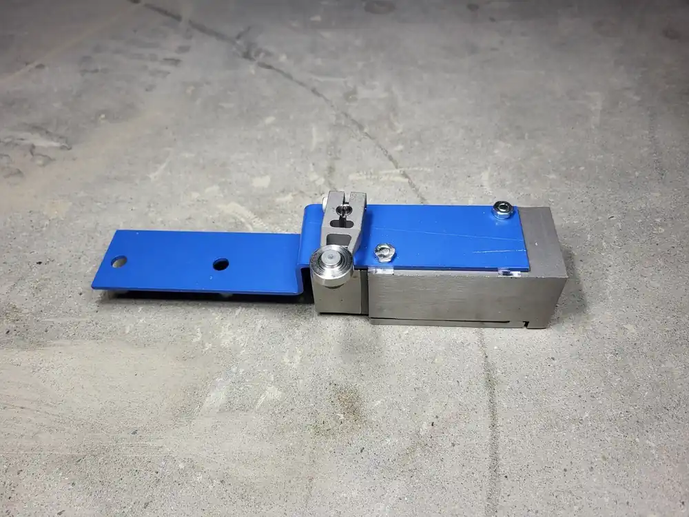 Limit Switch And Bracket Assembly LC13201