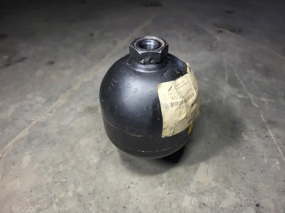 300psi Low Temp Diaphragm Accumulator 02102516/663