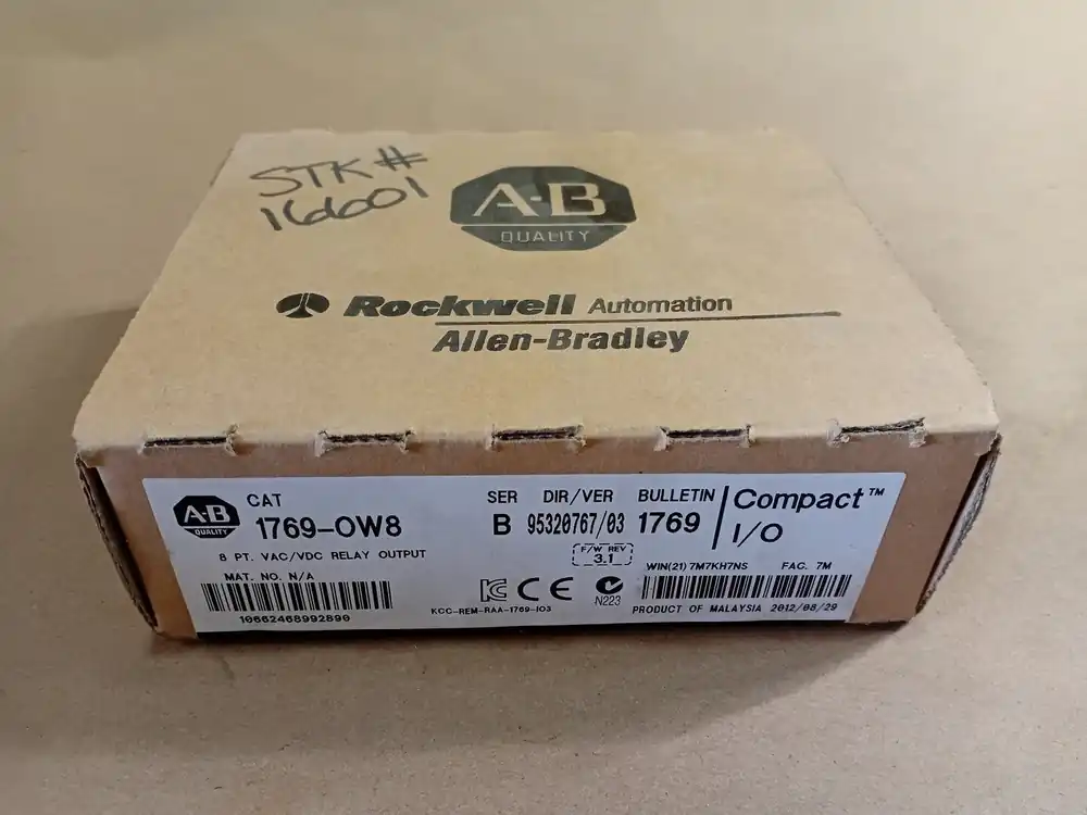 Compact I/O 8-Pt VAC/VDC Relay Output 1769-OW8