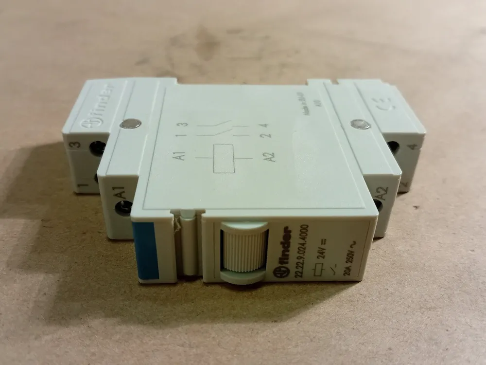 20 Amps, 24 VDC Power Relay 22.22.9.024.4000