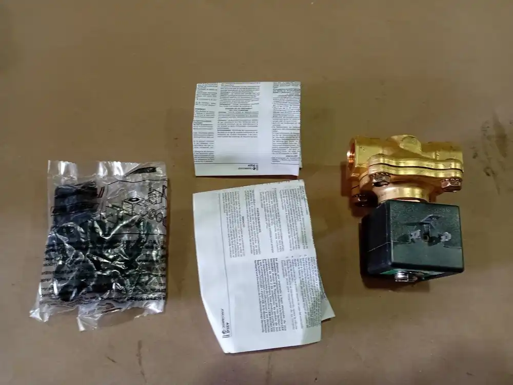 1/2" Solenoid Valve E210D002SCD2