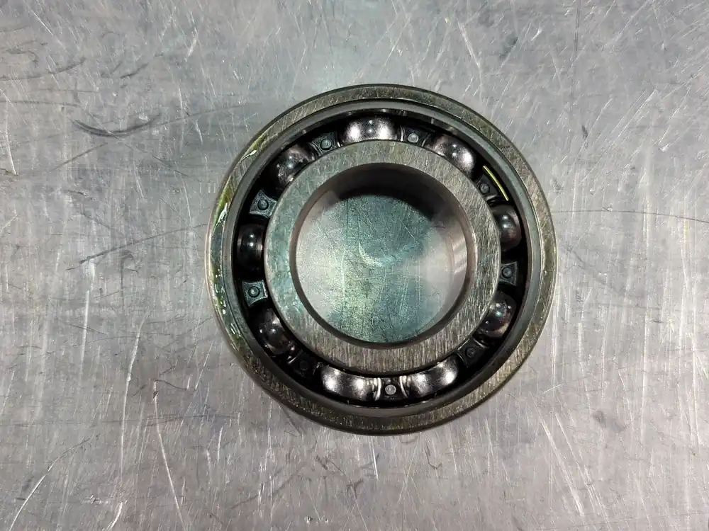 Single Row Radial Bearing 25mm ID x 52mm OD x 15mm W, 6205-RS1