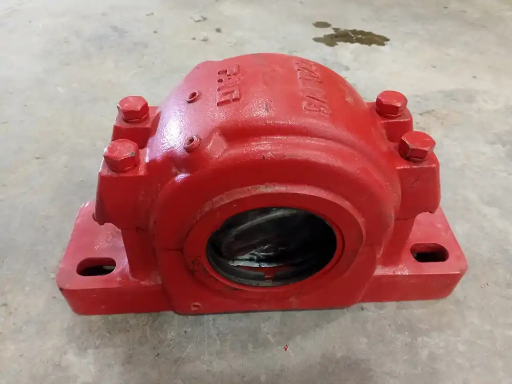 Split Pillow Block Bearing Housing 3-15/16" Bore, SAF522