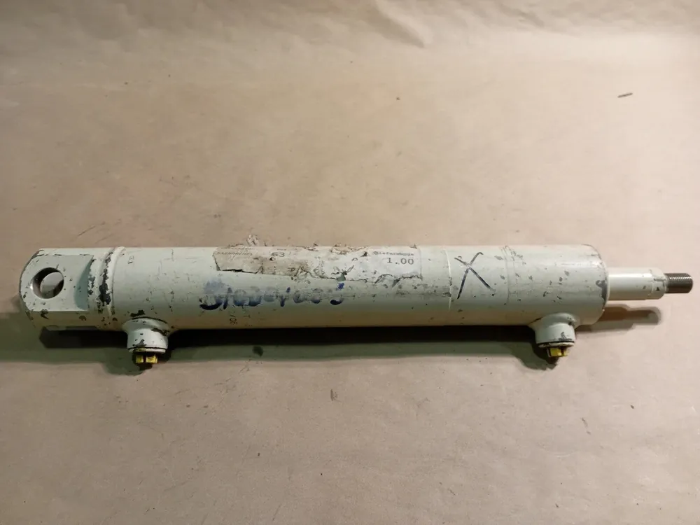 Hydraulic Cylinder 072334