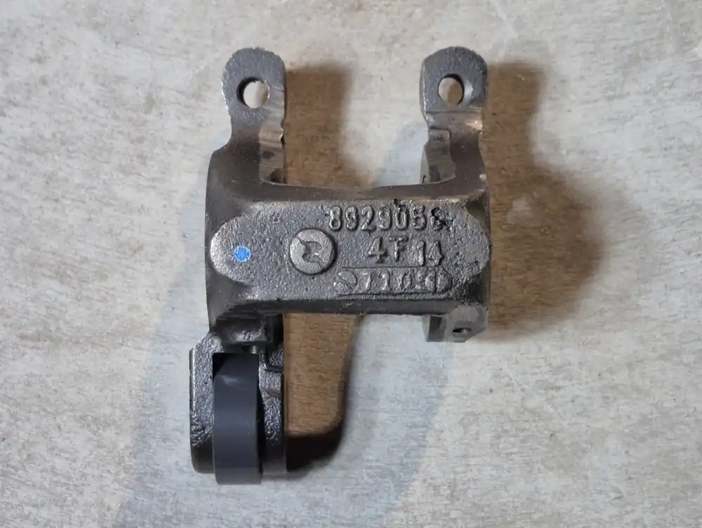 12.7 Engine Intake Rocker Arm 8929056
