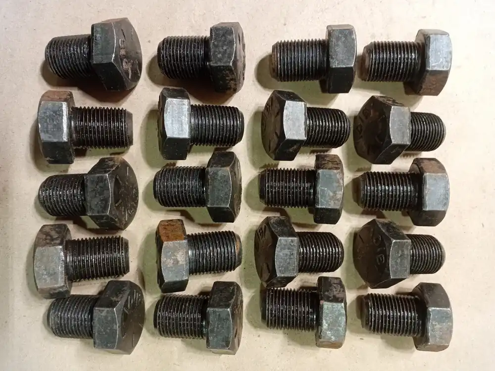 Bolt 26120R1 (Box of 20)