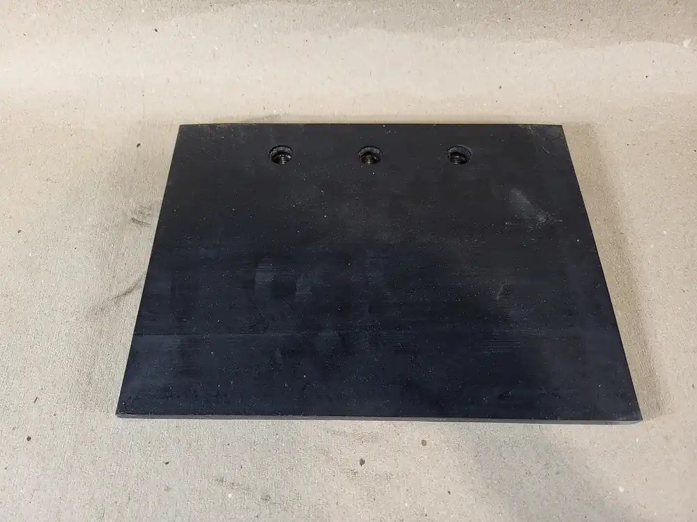 Isolator 9735937