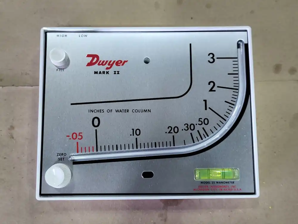 MARK II Inclined/Vertical Manometer 25