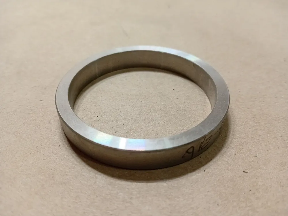 Spacer DT65699007