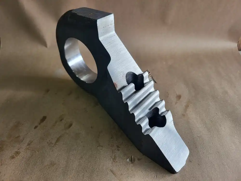 Track Link Split Master (LH Bushing End) 8E-4058