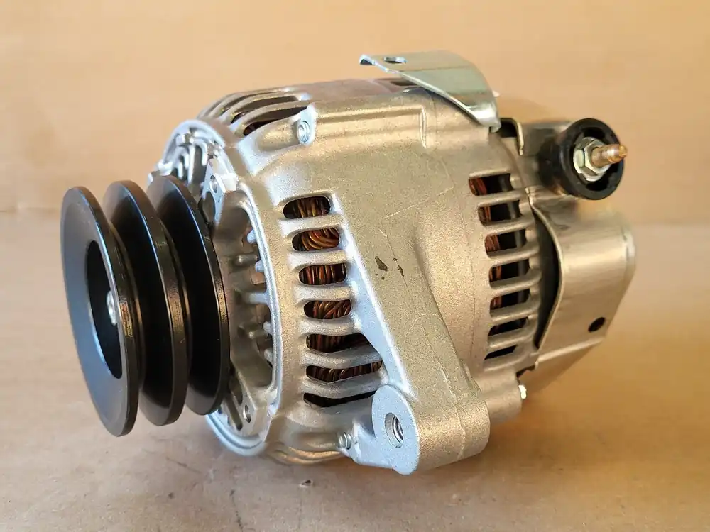 Alternator 9762219-136, 12V
