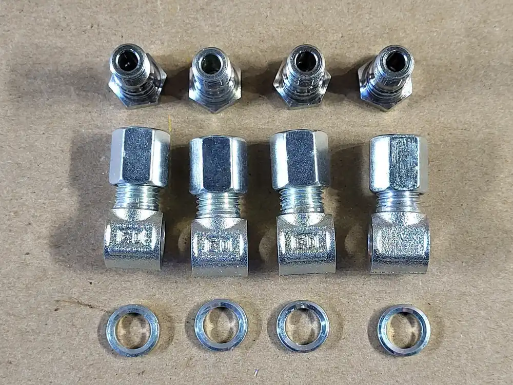 Connector Hydraulic Adapter 04112206 (Box of 4 Sets)