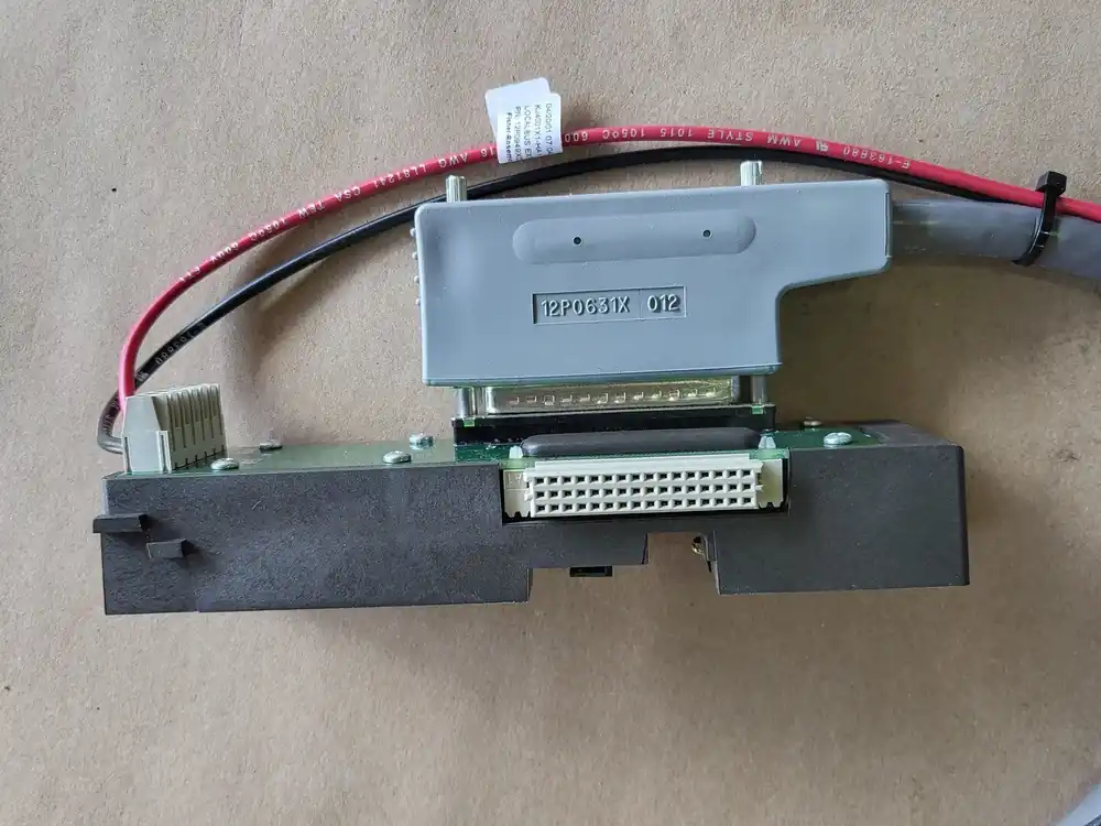 Local Right Bus Extender KJ4010X1-BG1, 12P0830X062