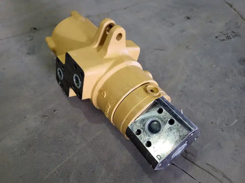 Swivel Joint Assy 703-0943201-HO, PC600/650