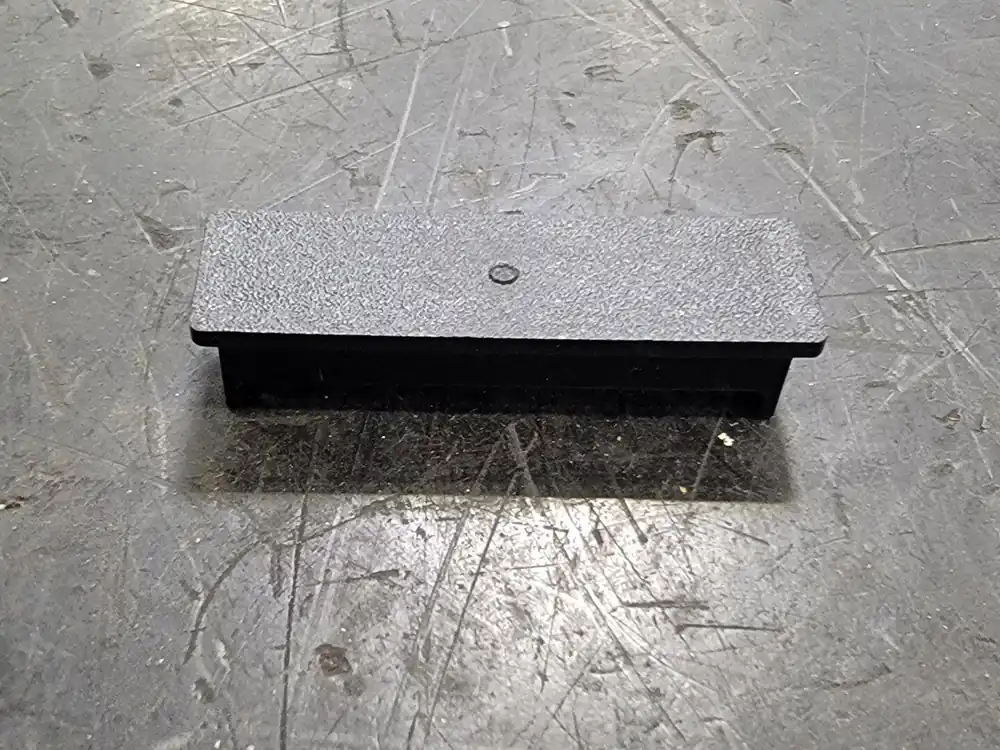 Panelboard Blank Filler Plate 80122-005-01 (Box of 300 pcs)