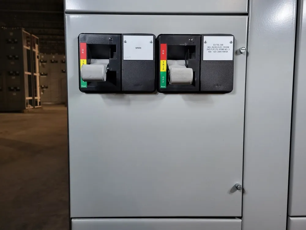 60/60A, 3P, 600V Circuit Breaker HFD3060 Bucket for Freedom 2100 MCC Frame