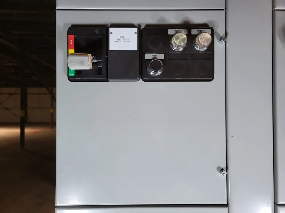 50 hp, 600V, 100A, 3-Ph FVNR Starter, Size 3 Bucket for Freedom 2100 MCC Frame