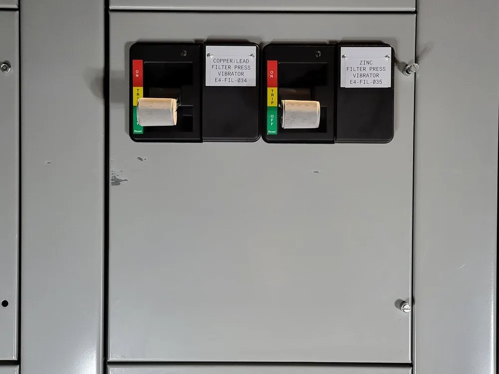 15/15 Amp Circuit Breaker HFD3015 w/ Limiter Bucket for Freedom 2100 MCC Frame
