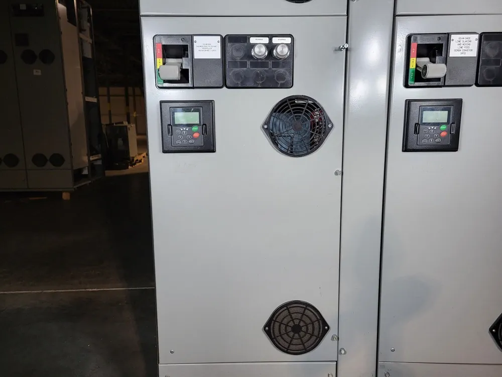 3 hp, 600 Volts, 3-Phase VFD SVX002A1-5A4N1 Bucket for Freedom 2100 MCC Frame