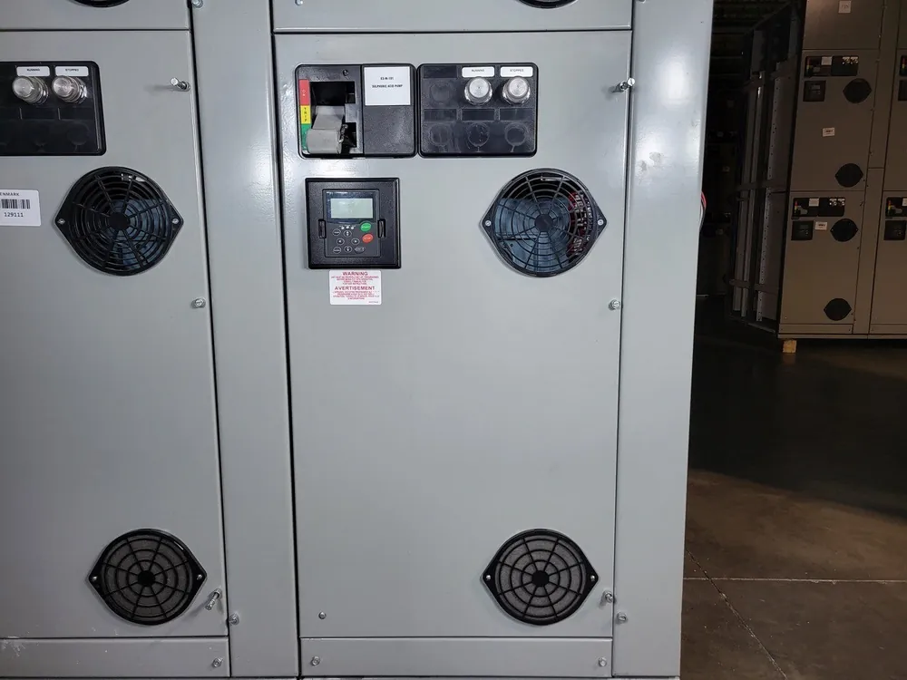 7.5 hp, 600 Volts, 3-Phase VFD SVX005A1-5A4N1 Bucket for Freedom 2100 MCC Frame
