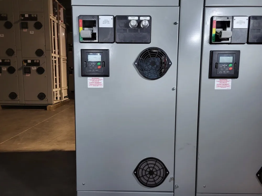 10 hp, 600 Volts, 3-Phase VFD SVX007A1-5A4N1 Bucket for Freedom 2100 MCC Frame