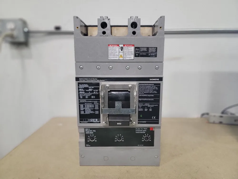 800 Amp, 3 Pole, 600 volts Circuit Breaker HMXD63B800 w/ Trip Unit