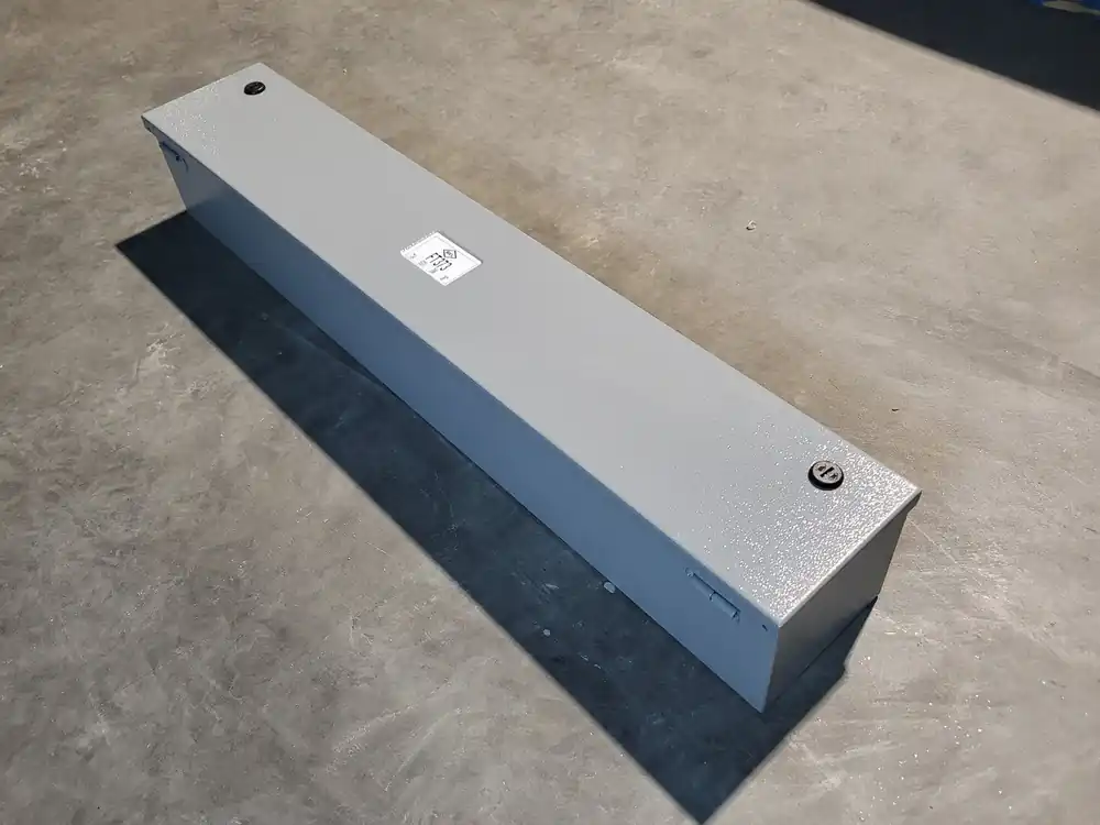 70 Amp 600 Volts Splitter Trough FT373, 36", 3W