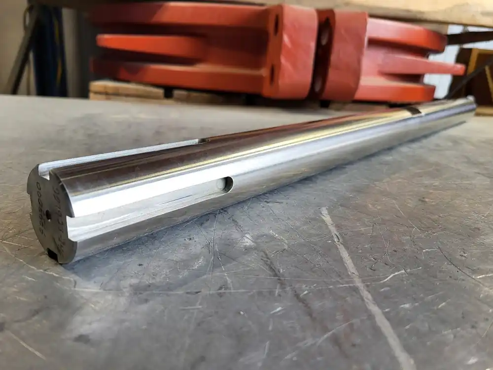 Scrap- 14 in., Class 300 Tapered Shaft 227923.246.000-6666