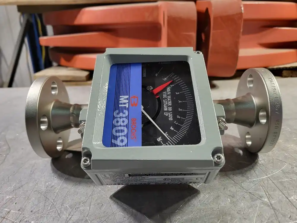 Scrap - MT3809-3819 1/2in. Metal Tube Variable Area Flow Meter 3809EQ2DBHBAAA1