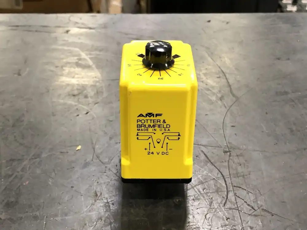 CDD-38-30004 Time Delay Relay 10 Amps, 24 VDC, 0.6-60 Sec. Range