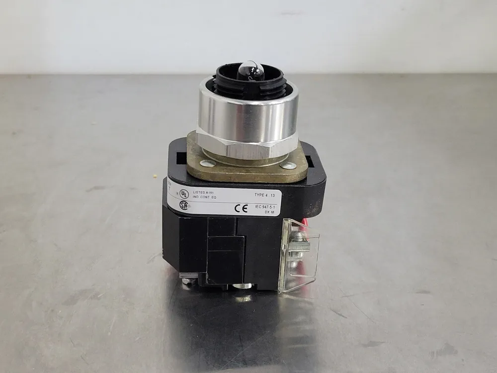 120 Volts Push-to-Test Pilot Light 800T-PTF16
