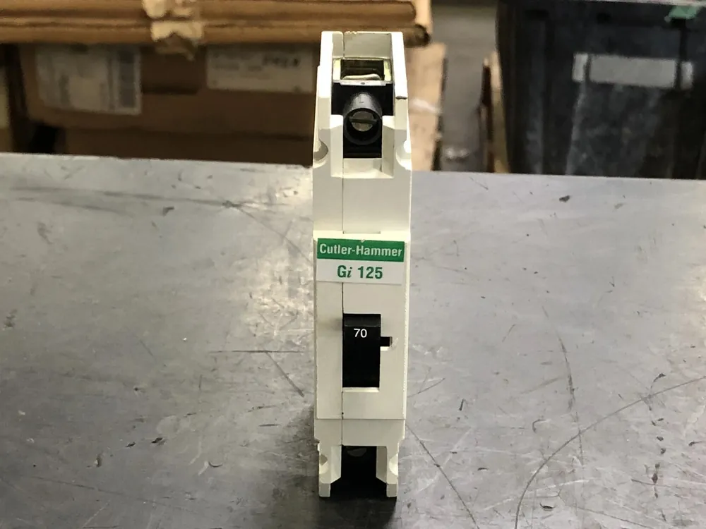 70 Amp, 1 Pole, 240 volts Circuit Breaker GI1070