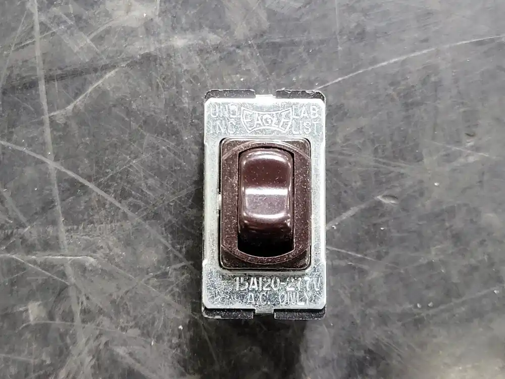 Touch-A-Matic Quiet Interchangeable Switch 764 15A 120-277V